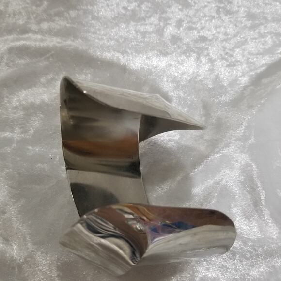 Silver tone braided cuff bracelet  2 1/2" 1" open 1.1498 - Picture 7 of 9